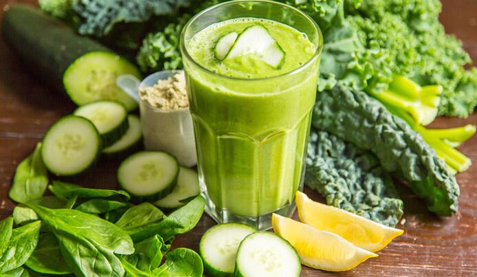 Smoothies based on cucumber and herbs effectively burn fat